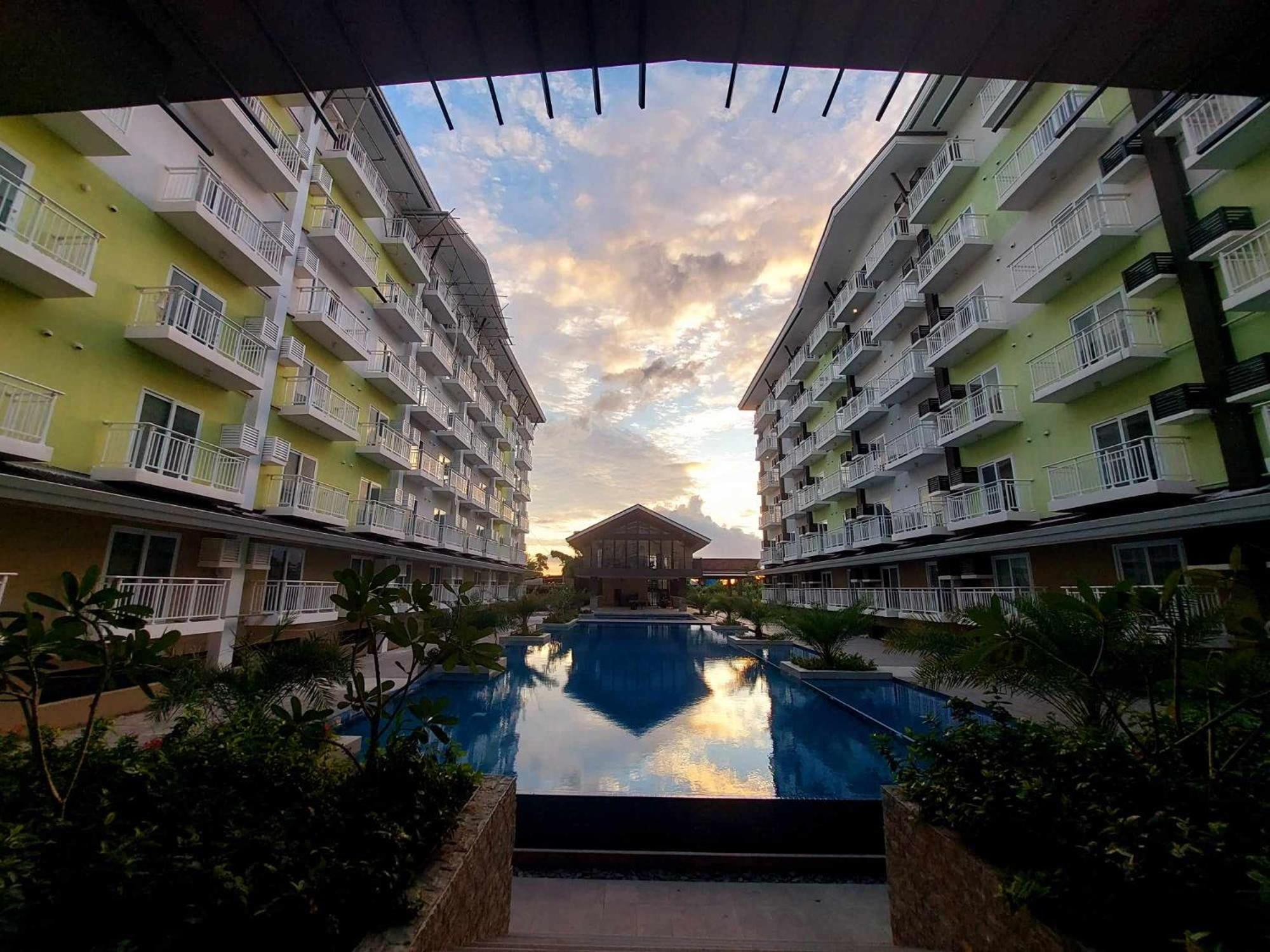 Ania Rooms@Amani Grand Residences Near Airport Lapu-Lapu City Dış mekan fotoğraf